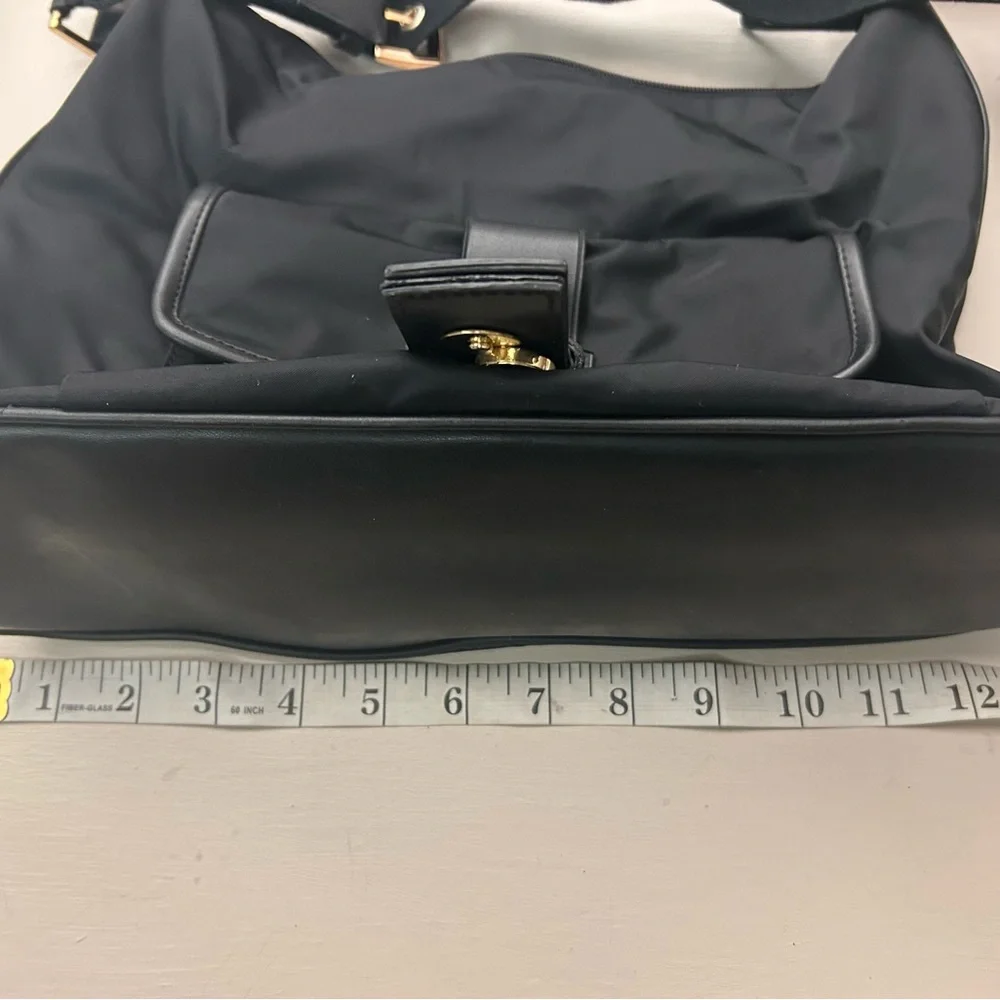 Nine West Elegant Black Men's Messenger Bag. Very Clean/Cool